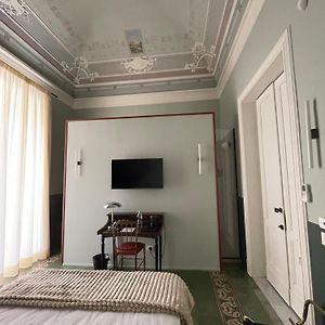 Private Bathroom King Room